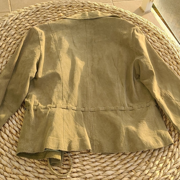 Green suede jacket - Picture 7 of 10